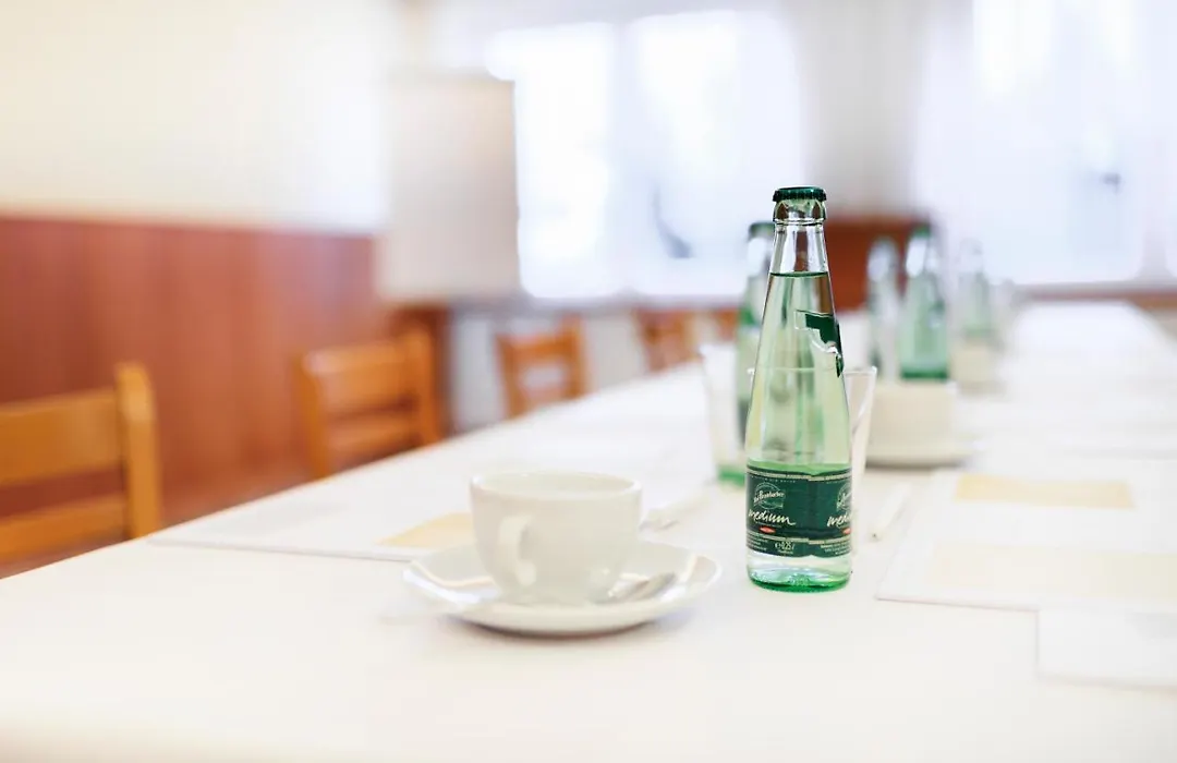 Schoenbrunn Hotel-1